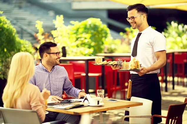 Studiu: Românii sunt mari amatori de Mall