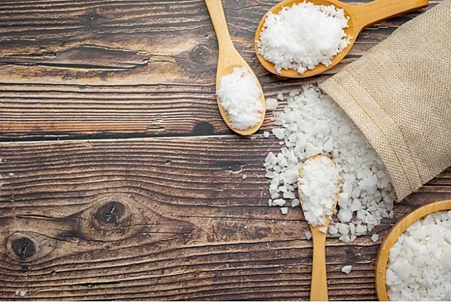 Cum abordează industria alimentară reducerea sării din alimente?