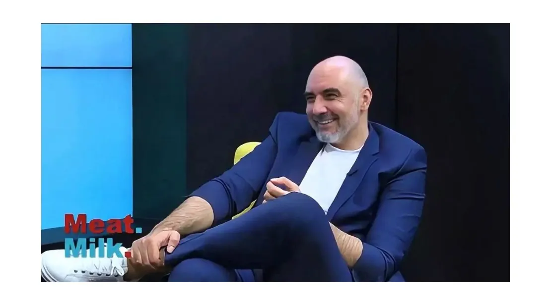 După un minus financiar semnificativ și un al doilea eșec, a ales să reconfigureze totul pe o bază diferită: disciplină, dezvoltare etapizată și control operațional.